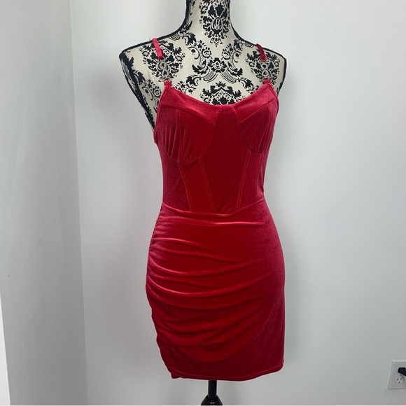 NWT Urban Heritage Red Velvet Bodycon Mini Dress - Picture 3 of 12